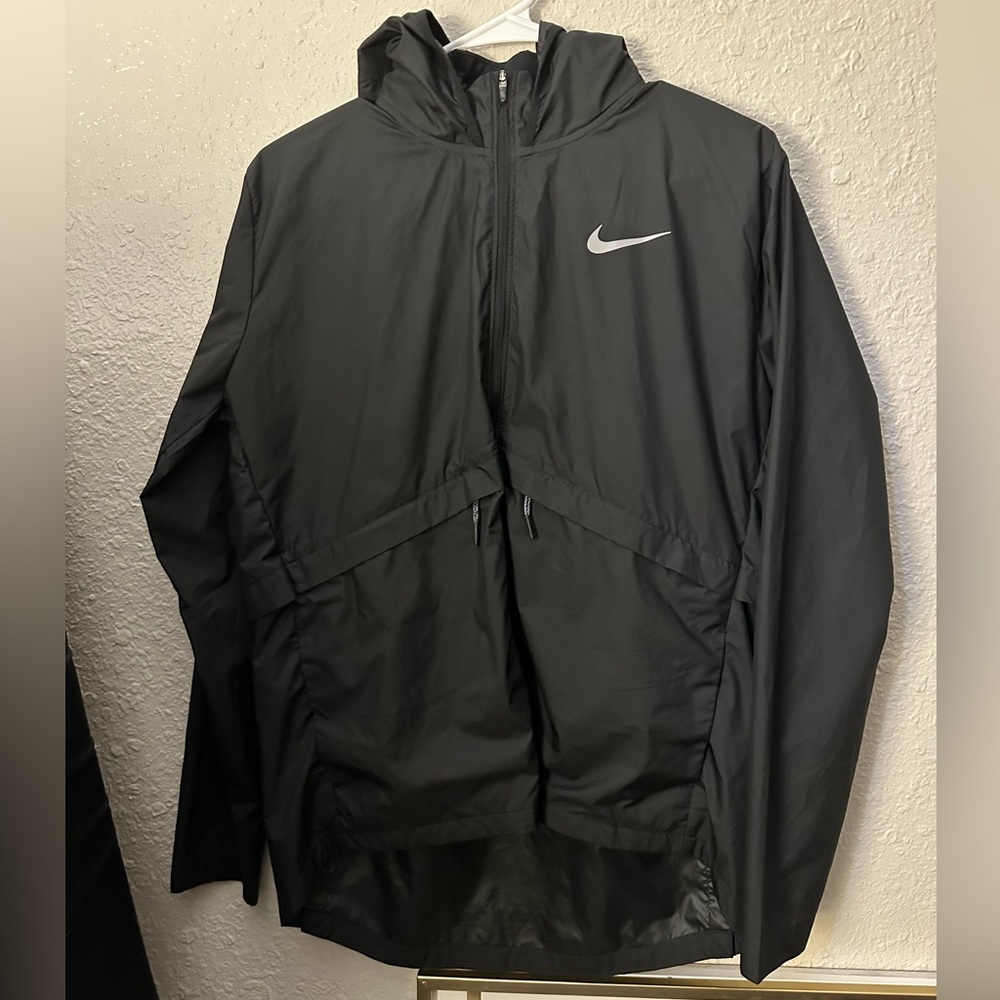 Black Nike Windbreaker